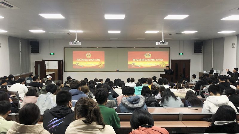 小标题：合同中隐藏的模糊条款
